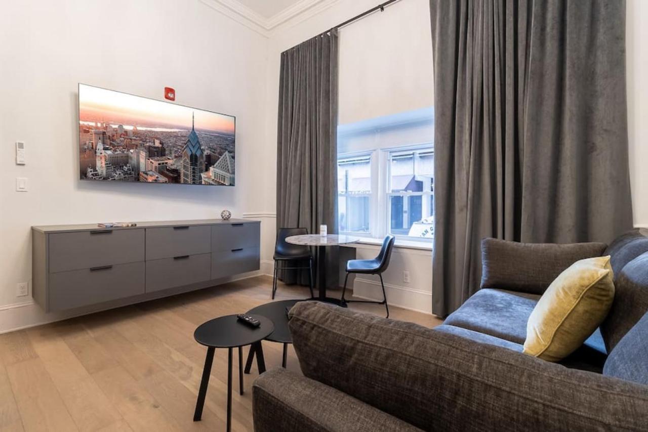 Thena Hotel - Ground Floor 1 Bedroom Suite Φιλαδέλφεια Εξωτερικό φωτογραφία